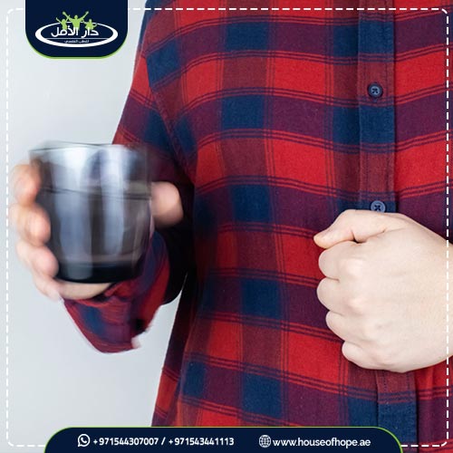 اليك كل ما يدور في ذهنك عن متلازمة توريت وسبب تشنجاتها اللاإردية 1 أنواع التشنجات اللاإرادية